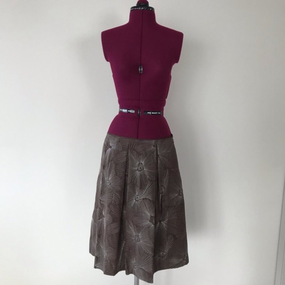 100% silk, metallic embroidery 12